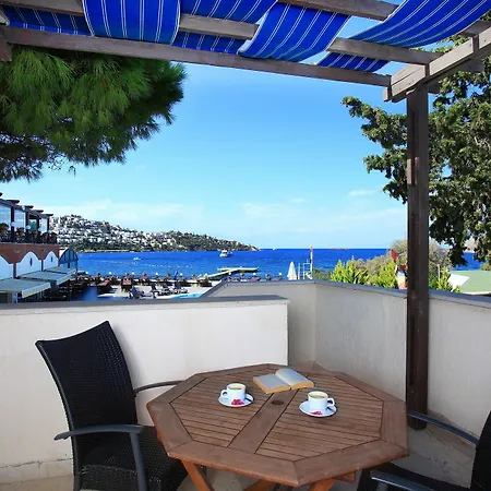 리조트 Fleur Bay 4*