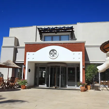 Fleur Bay 얄리카베크