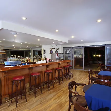 리조트 Fleur Bay 4*