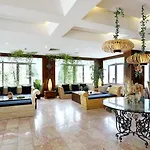 Fleur Bay リゾート 4*