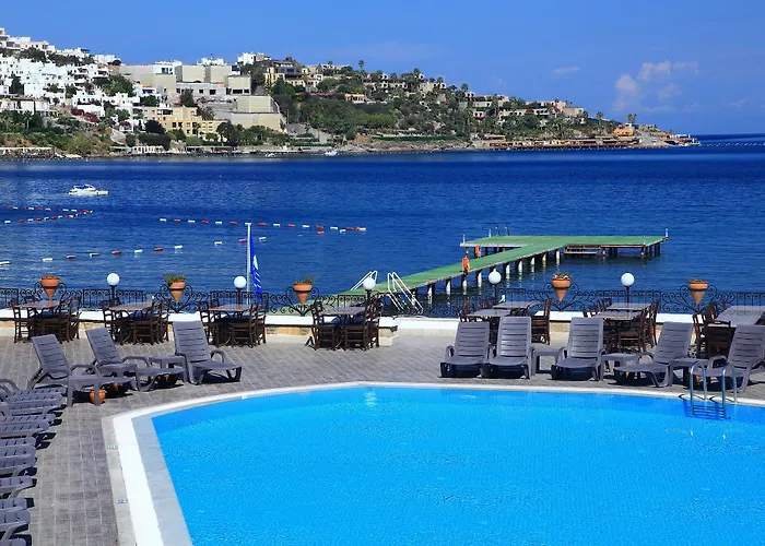 Semesteranläggning (resort) Fleur Bay 4*